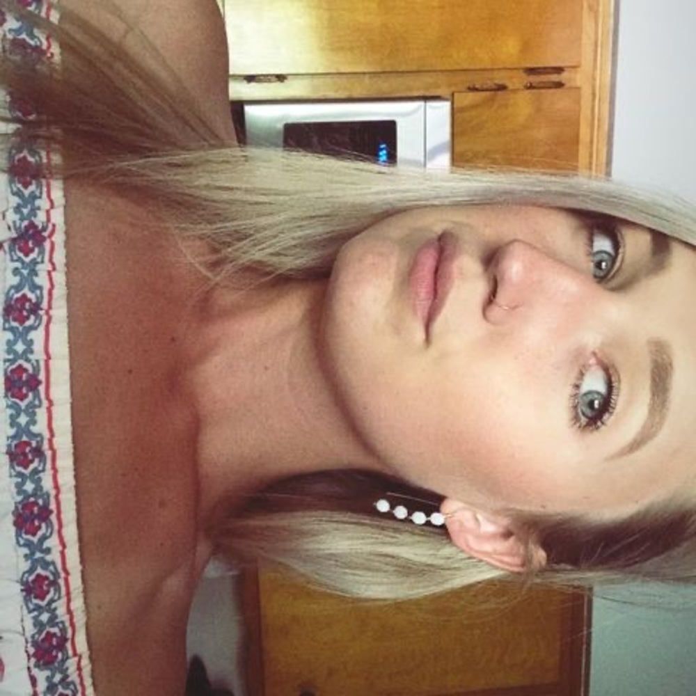 Meet your Posher, Meagan
